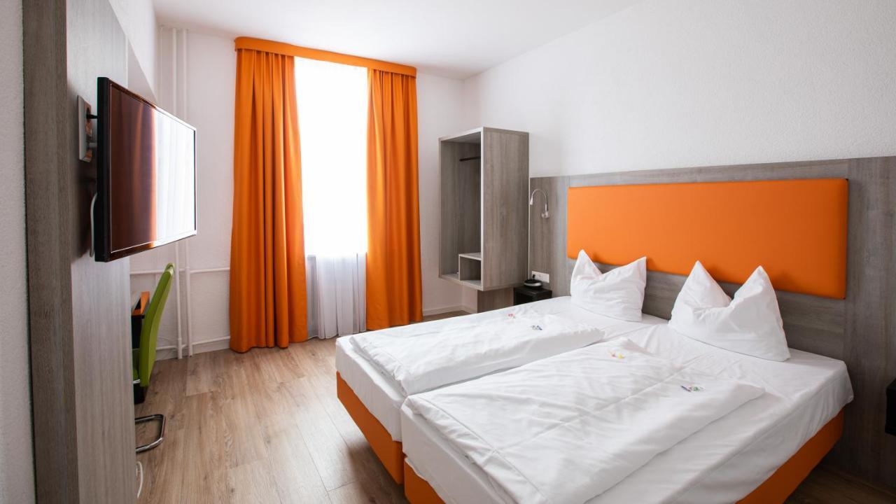 Hotel Astoria Karlsruhe Luaran gambar